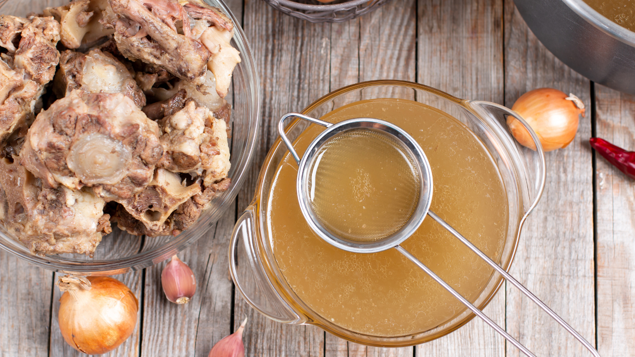 8 Benefits of Bone Broth for a Heathier, Happier Lifestyle