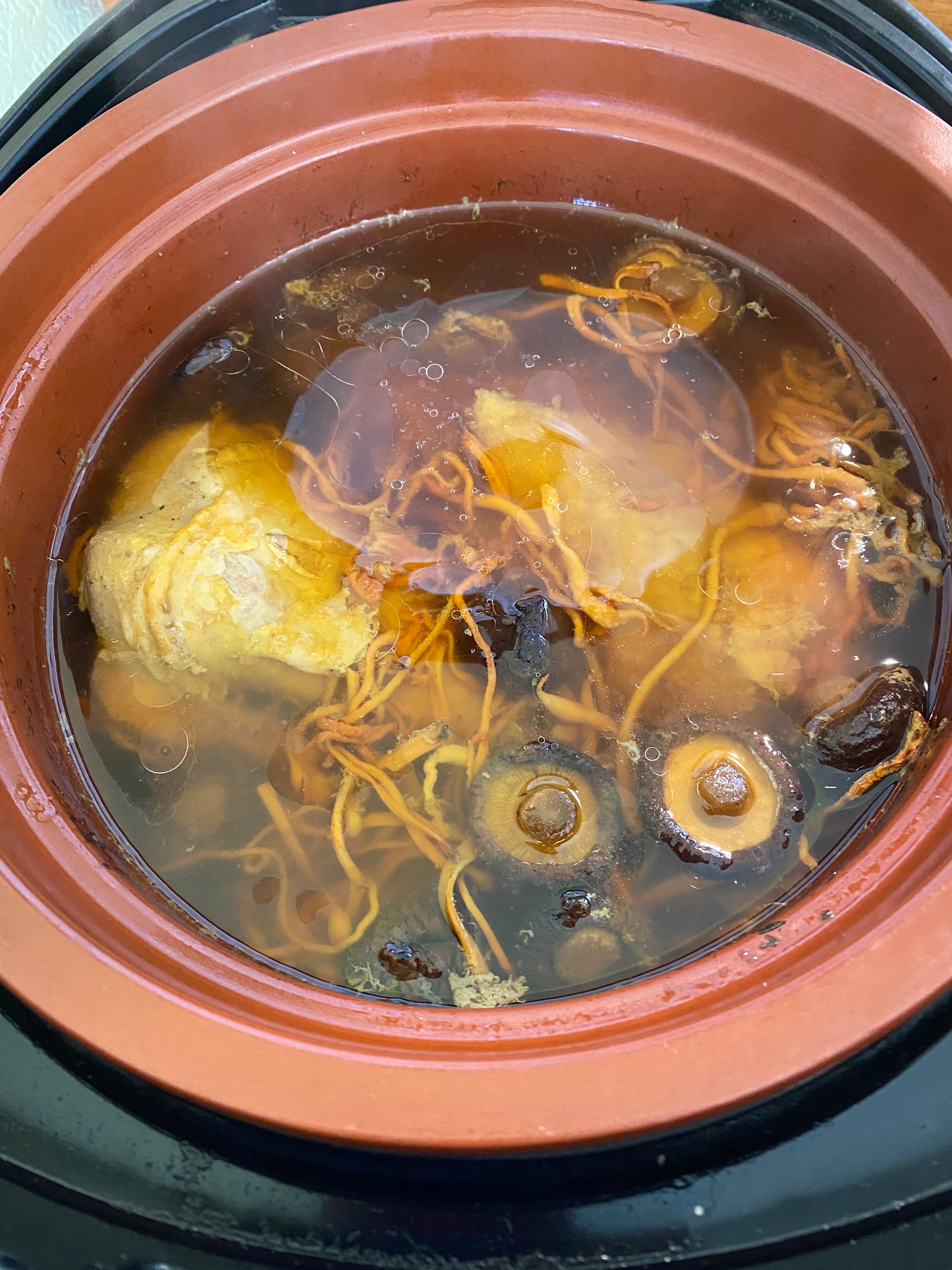 Amazing Anti-Aging, Nutritious, and Tasty Bone Broth For Beginners