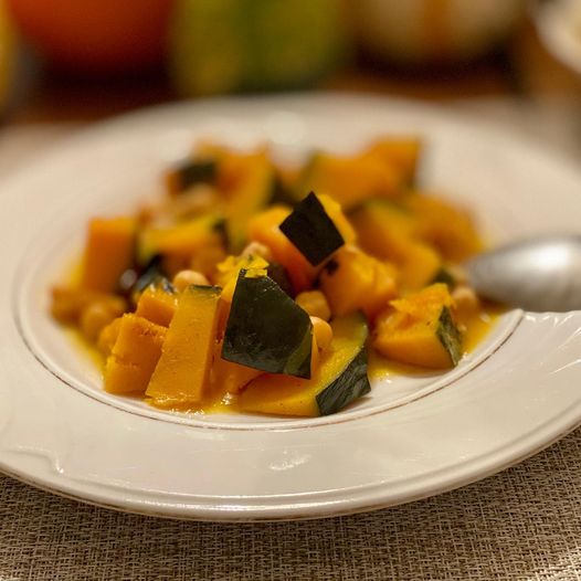 Savory Roasted Kabocha With Chickpeas in Lemon Curry Sauce