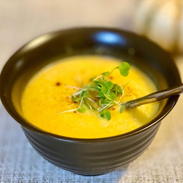 Coconut Acorn Squash & Carrot Soup