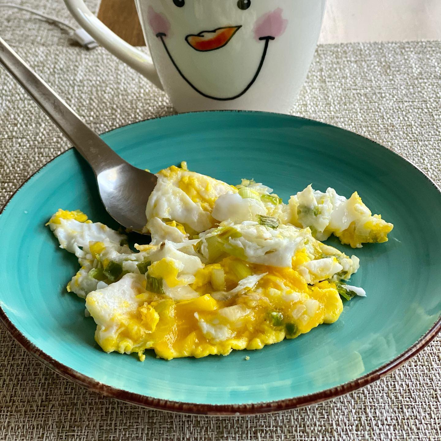 Duck egg with green onion