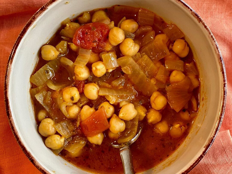 Anti-Viral, Immune-Boosting Greek Chickpea Soup