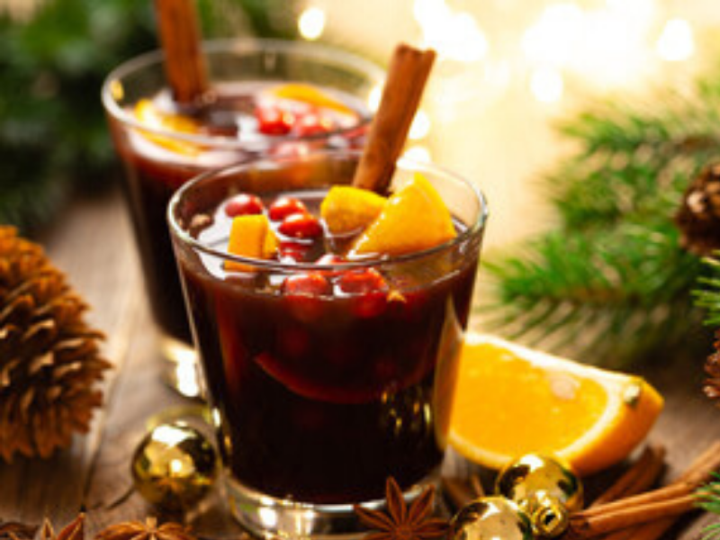 Get the Party Warmer with a Cozy Slow-Cooker Mulled Wine⁣