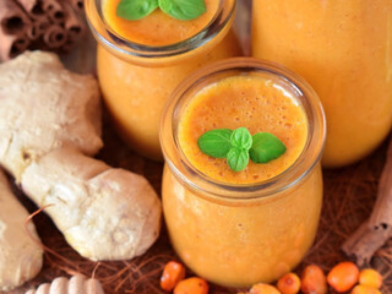 Immune-Boosting and Virus-Fighting Drinks and Smoothies to Stay Healthy During Flu Season
