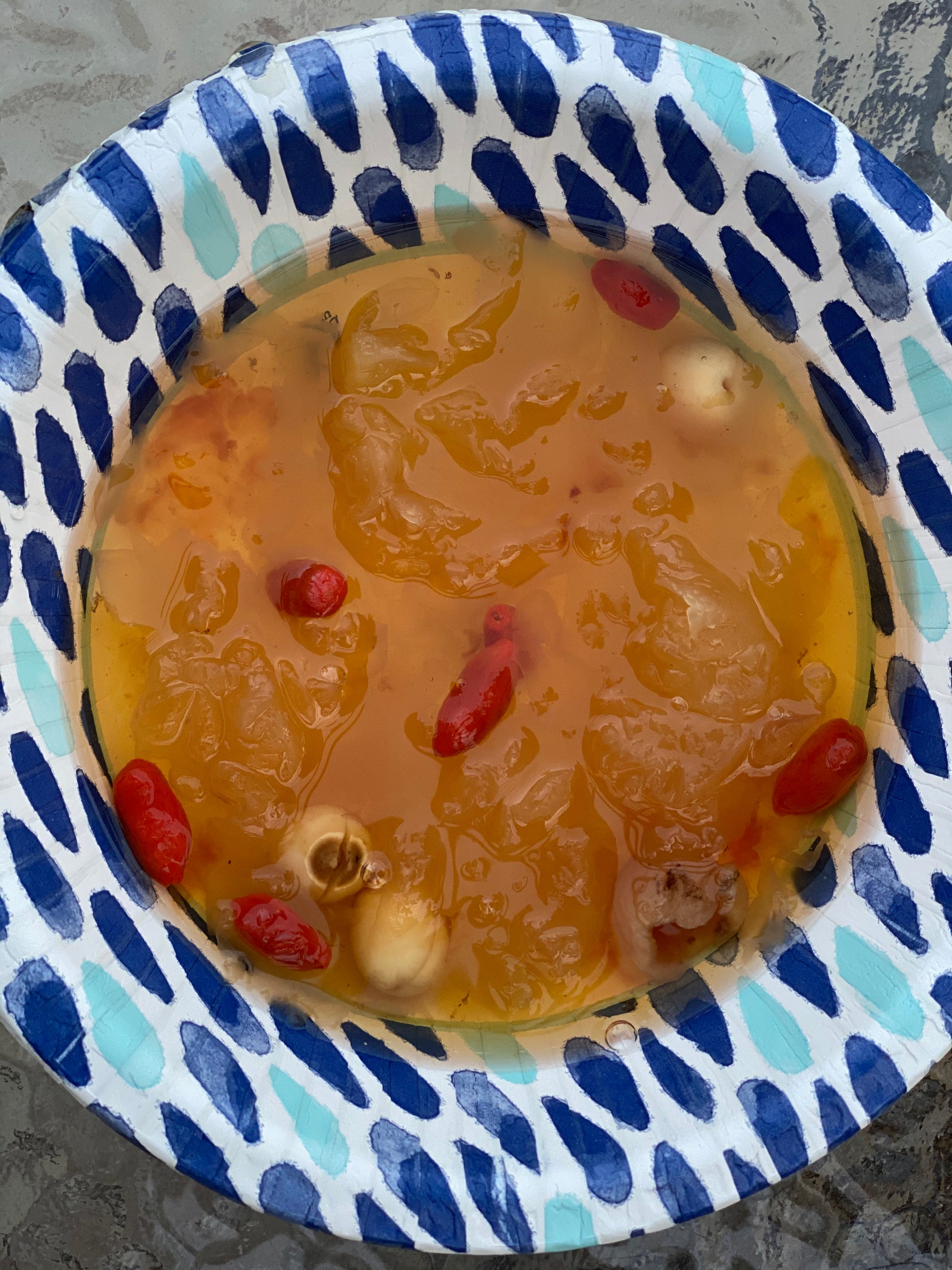 The secret of antiaging soup, white jelly mushrooms desert