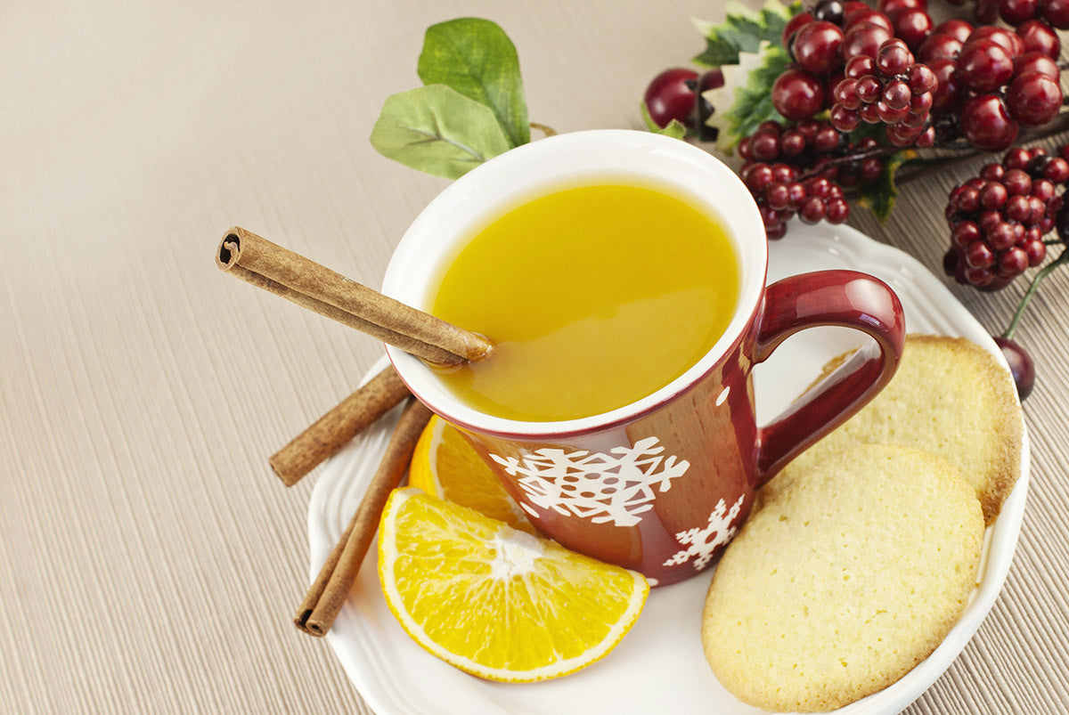 Holiday Drink Recipes: Tart, Sweet and Festive Hot Wassail Punch