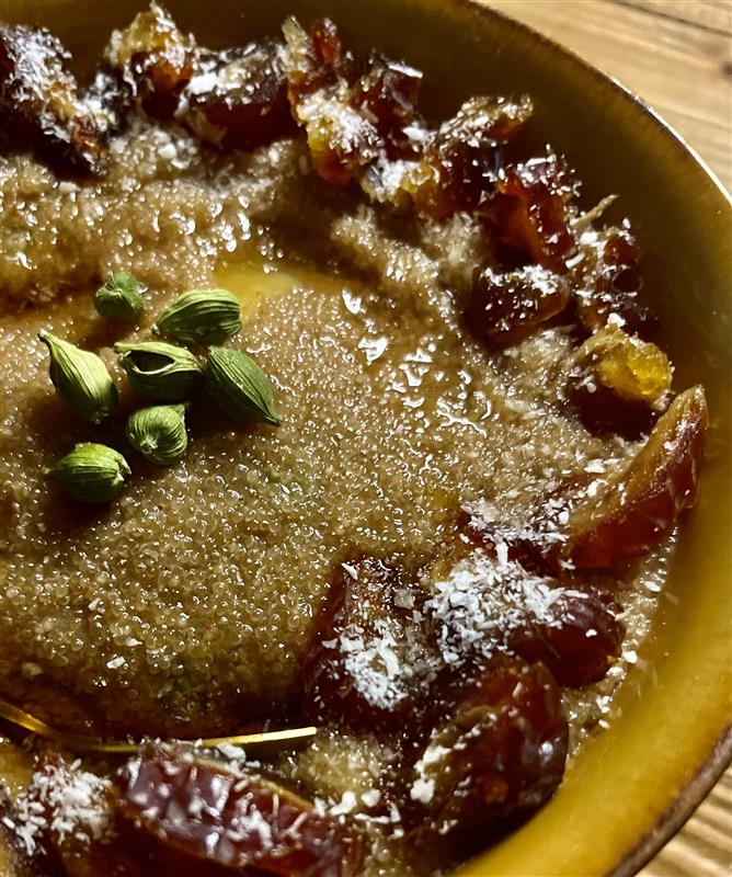 Ayurvedic Cardamom, Cinnamon Stewed Apple &amp; Amaranth Bowl