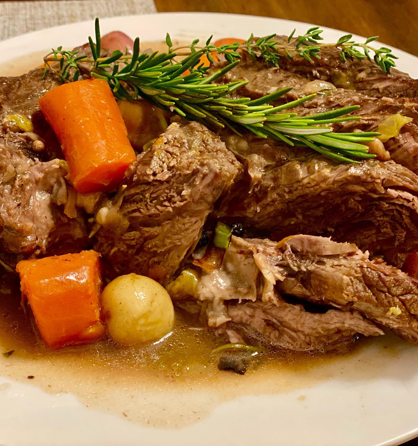Sunday Easy Pot Roast in Clay - Converted Recipe of REE DRUMMOND from Food network