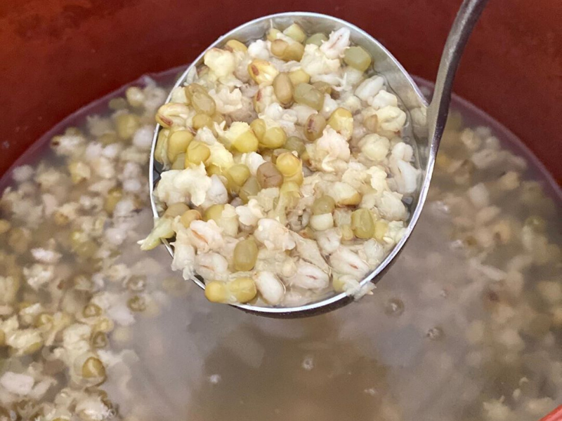 Anti-Inflammatory Mung Bean Barley Soup/Porridge Cooked Under Stew for 1 Hour!