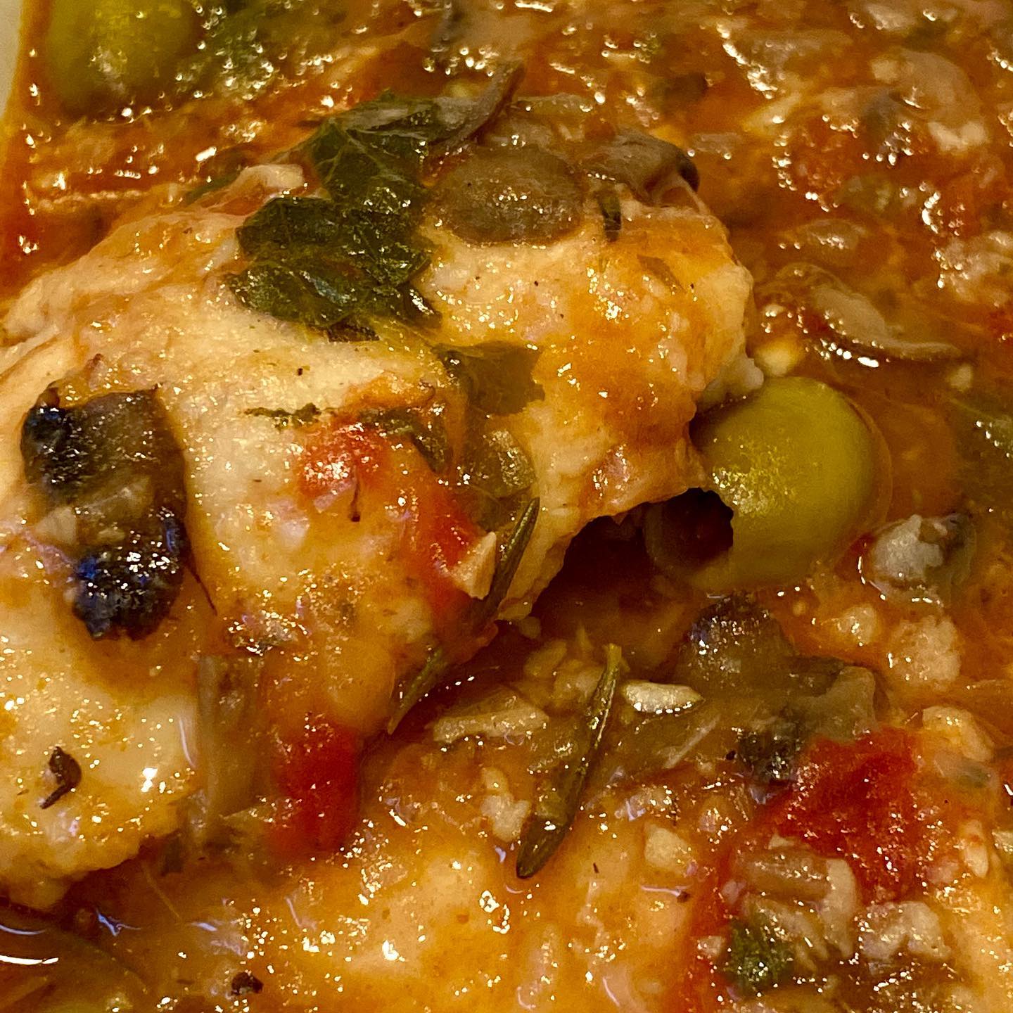Quick and Easy Chicken Cacciatore in Instant Clay Crock Pot Slow Cooker