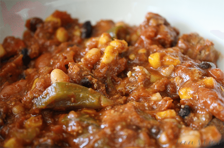 From our Fans: Kitchen Sink Chili (Traditional Chili Recipe)
